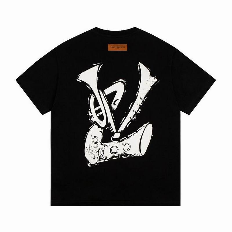 Louis Vuitton Men's T-shirts 201